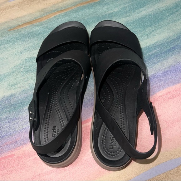 Crocs Brooklyn Low Wedge Platform Sandal Black / Mushroom Tan Size 11 - Picture 7 of 8